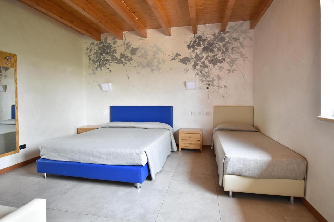 Agriturismo B&B Corte Tonolli Valeggio sul Mincio Bagian luar foto