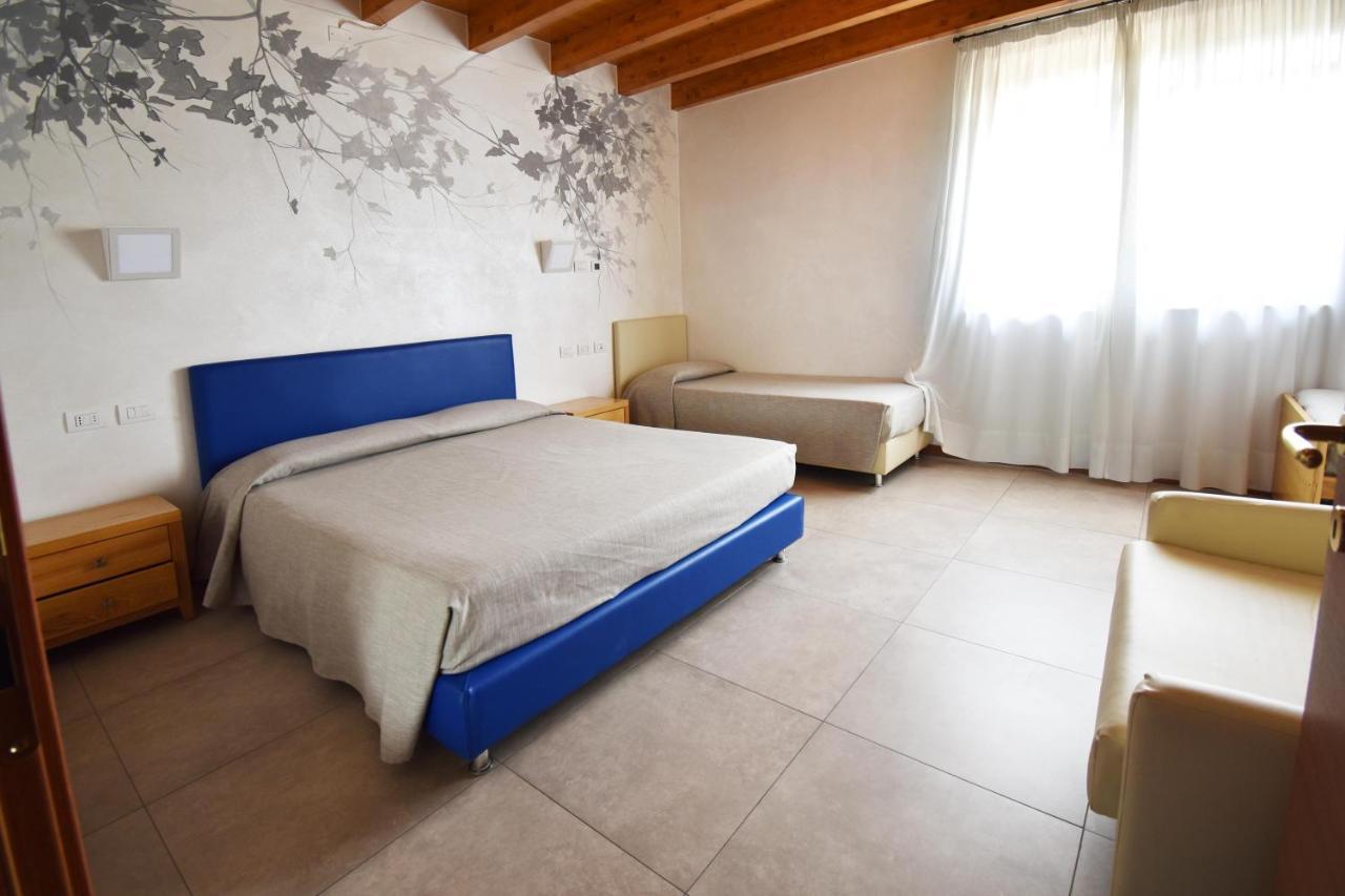 Agriturismo B&B Corte Tonolli Valeggio sul Mincio Bagian luar foto