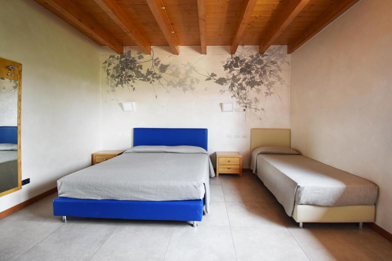 Agriturismo B&B Corte Tonolli Valeggio sul Mincio Bagian luar foto