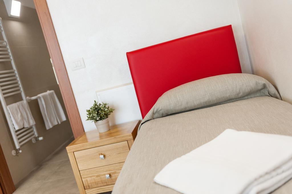 Agriturismo B&B Corte Tonolli Valeggio sul Mincio Ruang foto