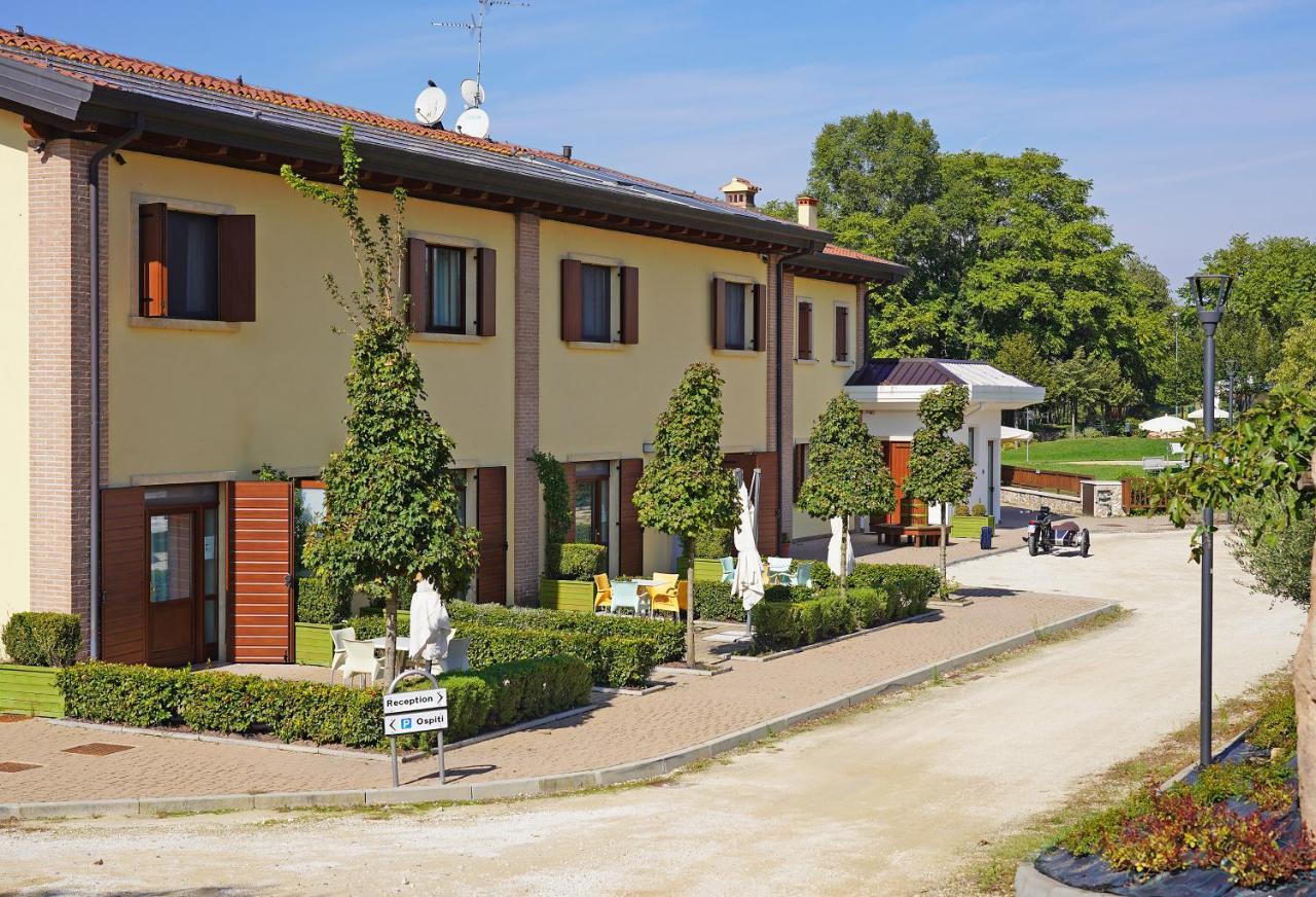 Agriturismo B&B Corte Tonolli Valeggio sul Mincio Bagian luar foto
